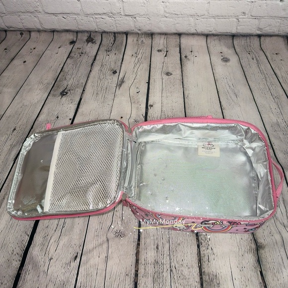 Hello Kitty Lunch Bag - Picture 3 of 3